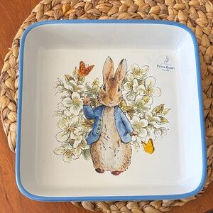 Peter Rabbit Ceramic Baking/ Casserole Dish